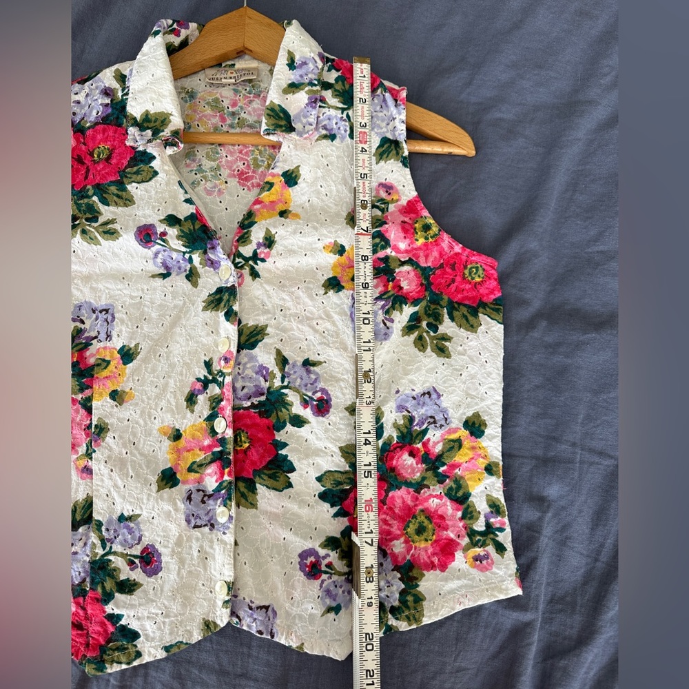Vintage Susan Bristol Floral Embroidered Sleeveless Top - Picture 11 of 11